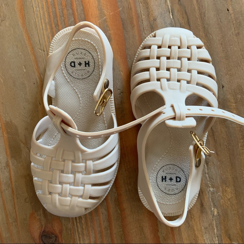 Hubble + Duke Beige Jelly Sandals Size 24